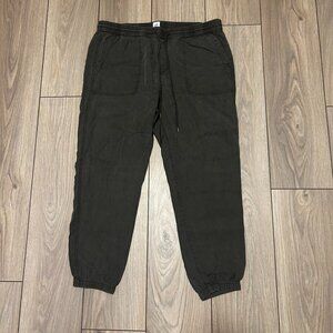 Gap Women's Lightweight Khaki Trousers